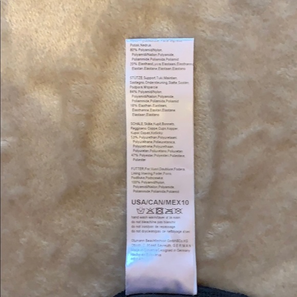 Contour Once Piece Womens Bathing Suit - Picture 4 of 6